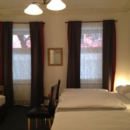 Hotel-Pension Dorma Berlin Exterior photo
